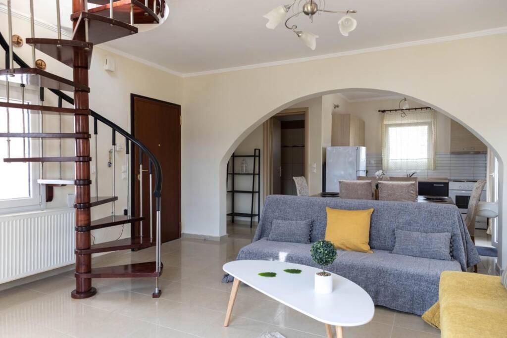 Port View House-Comfy Family Apartment-Panoramic View Néa Péramos Екстериор снимка